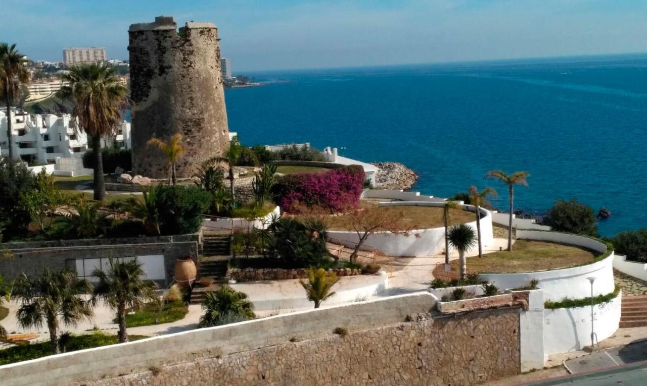 Апартаменты Atico Frente Al Mar - Vistas, Piscina, Terrazas, Parking! Бенальмадена Экстерьер фото